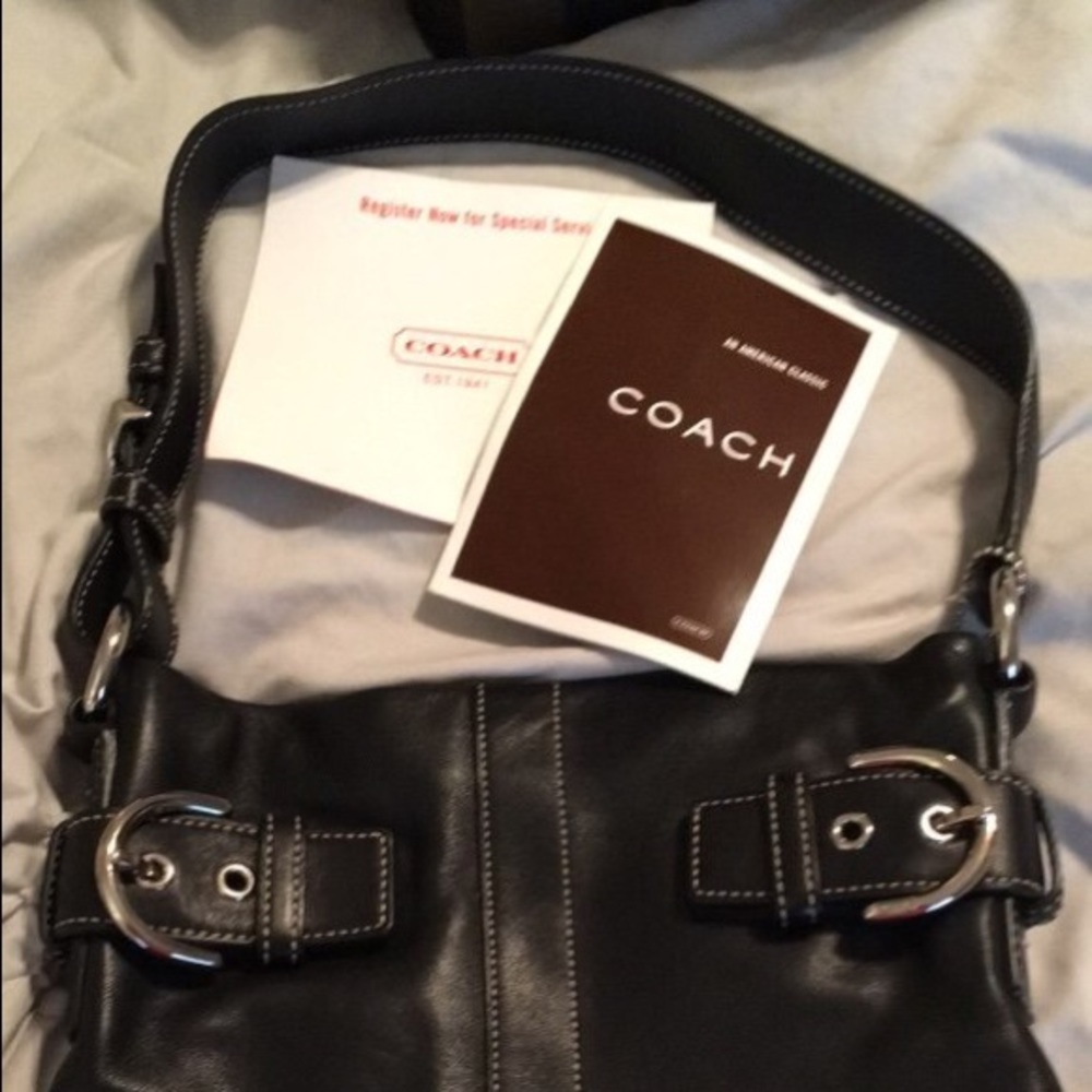 **AUTHENTIC COACH NEW Leather Bag**